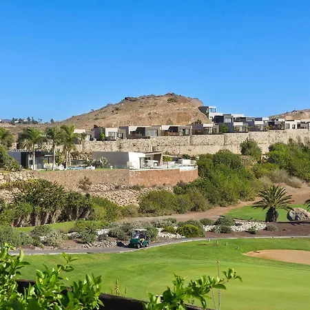 Yucas 2 By Villagrancanaria *